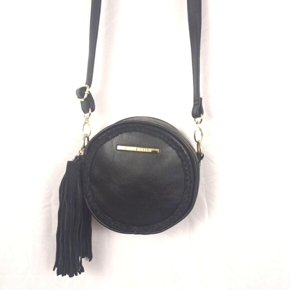 Steve Madden Small Round Black Tassel Crossbody bag, Adjustable, Boho, NWOT